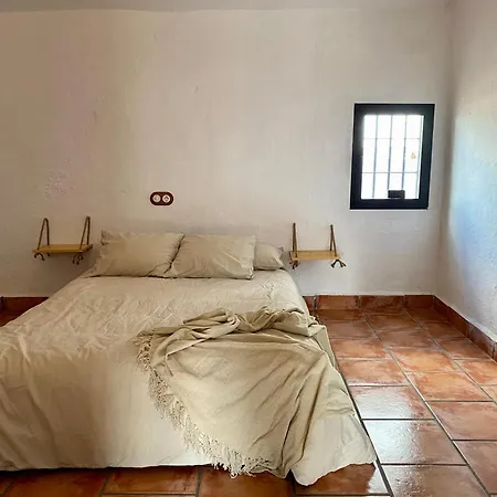 El Cielo, Cortijo En El Corazon De Montanas Villa
