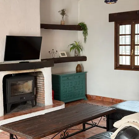 El Cielo, Cortijo En El Corazon De Montanas Villa